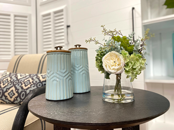 Floral Arrangement with Peonies, Hydrangeas and Succulents - Image 4